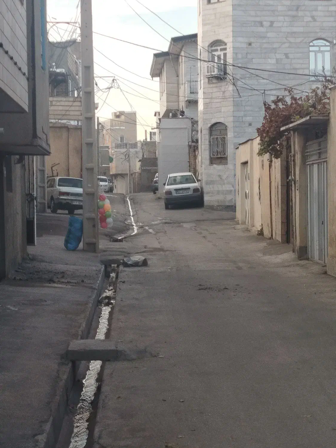 پیلوت را جداشهیدرضایی قدغون نزدیک خ اصلی|اجارهٔ مغازه و غرفه|بروجرد, |دیوار