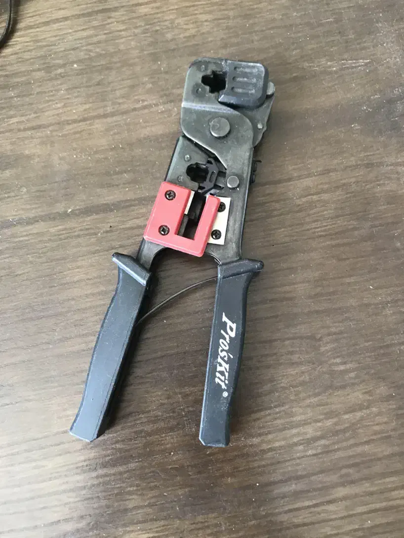 فروش لوازم و تجهیزات شبکه بهخاطر تعطیلی کسبوکار|حراج|شیراز, زرهی|دیوار