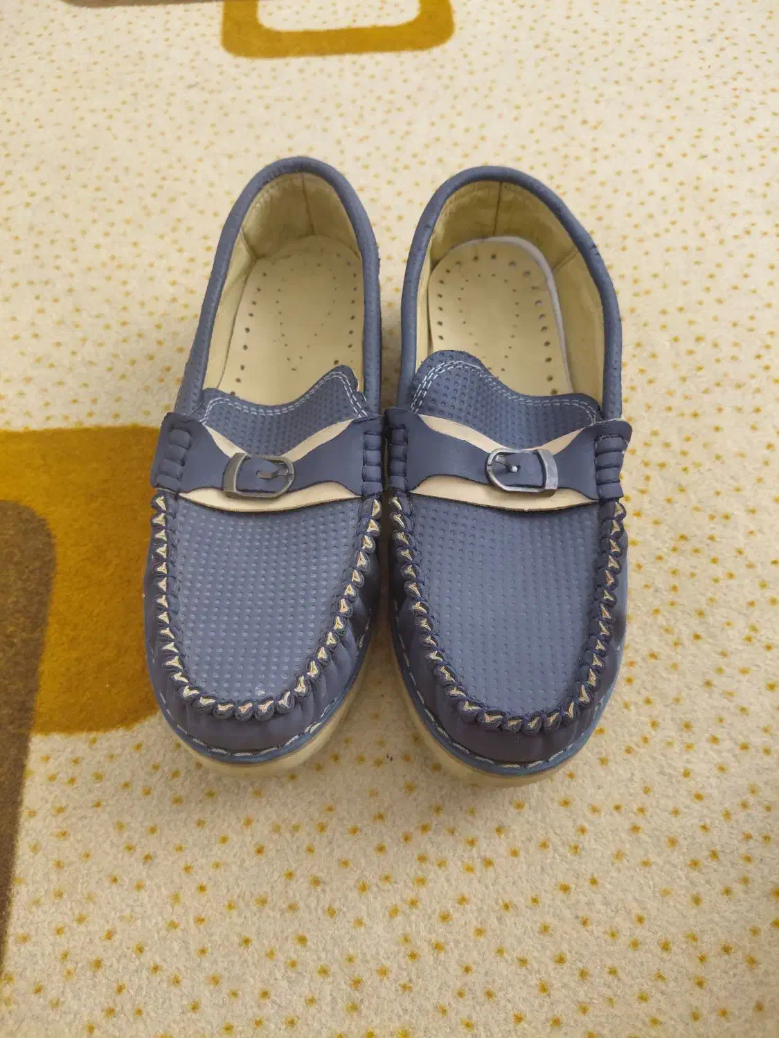 کفش کالج|کیف، کفش، کمربند|اهواز, سپیدار|دیوار