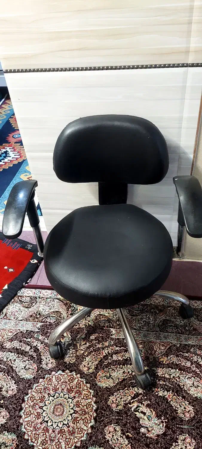 صندلی چرخدار پایه آهنی|میز تحریر و کامپیوتر|قم, بنیاد|دیوار