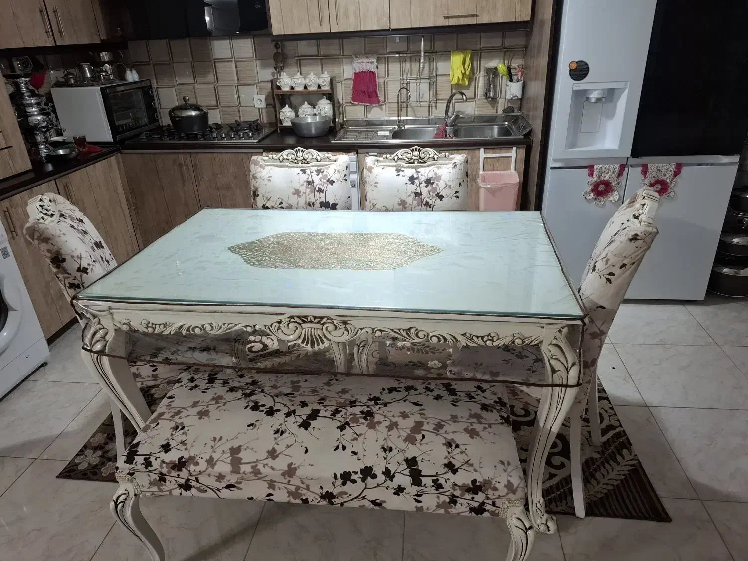 میز نهار خوری|کافی‌شاپ و رستوران|همدان, |دیوار