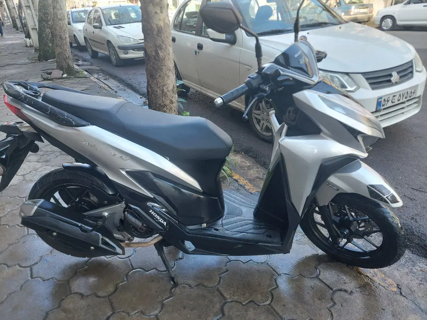 موتور کلیک ۱۵۰ نیرو موتور|موتورسیکلت|لاهیجان, طالقانی|دیوار