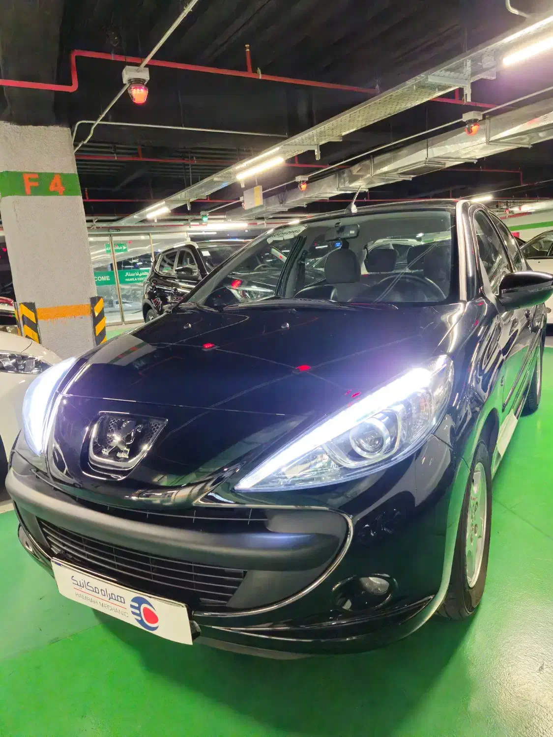 ۲۰۷ سقف فلز مدل ۴۰۳ اتومات با کارکرد ۲۰ هزار تا|خودرو سواری و وانت|تهران, پونک|دیوار