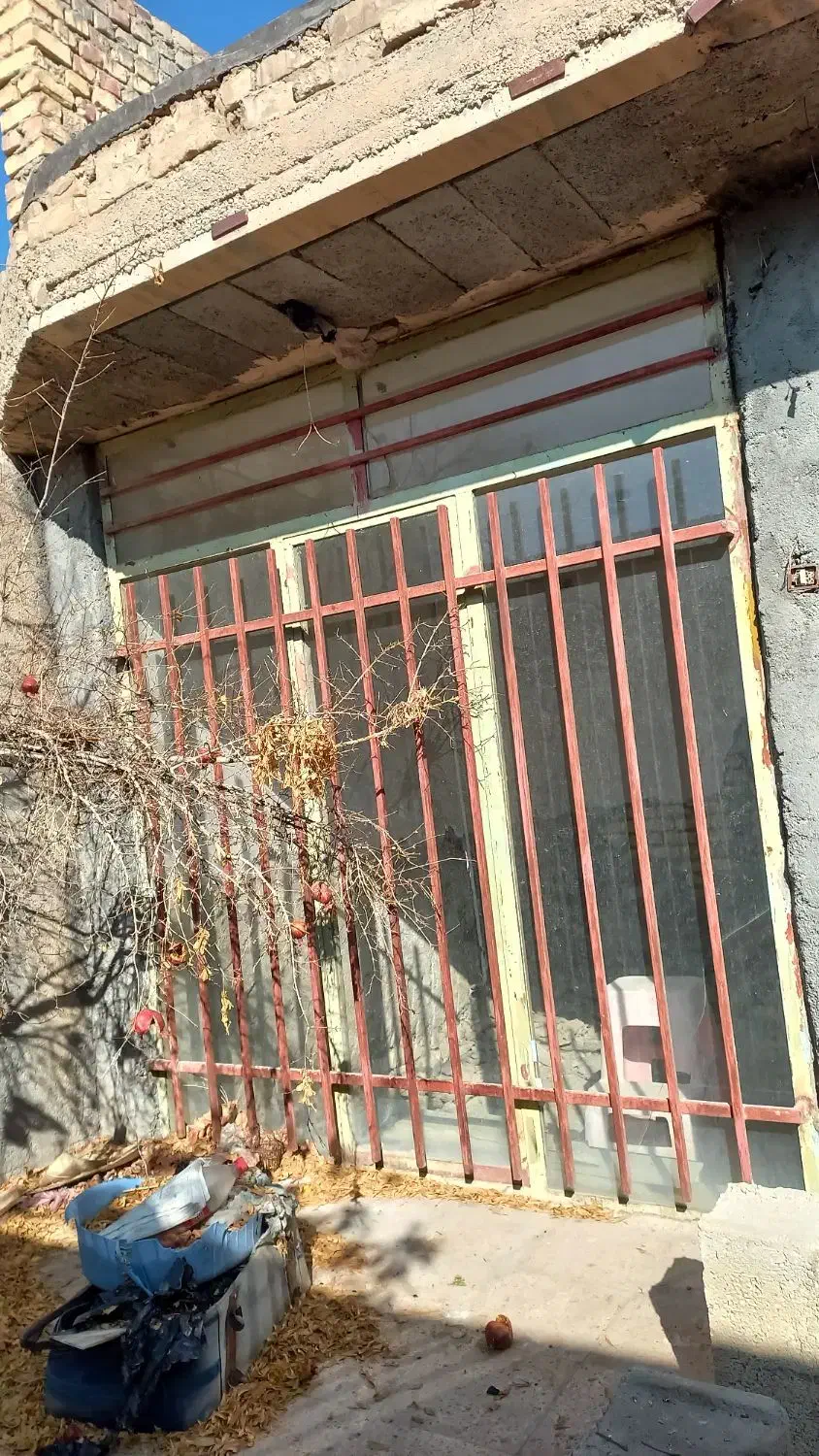 درب پنجر اهنی|مصالح و تجهیزات ساختمان|نجفآباد, صالح آباد|دیوار