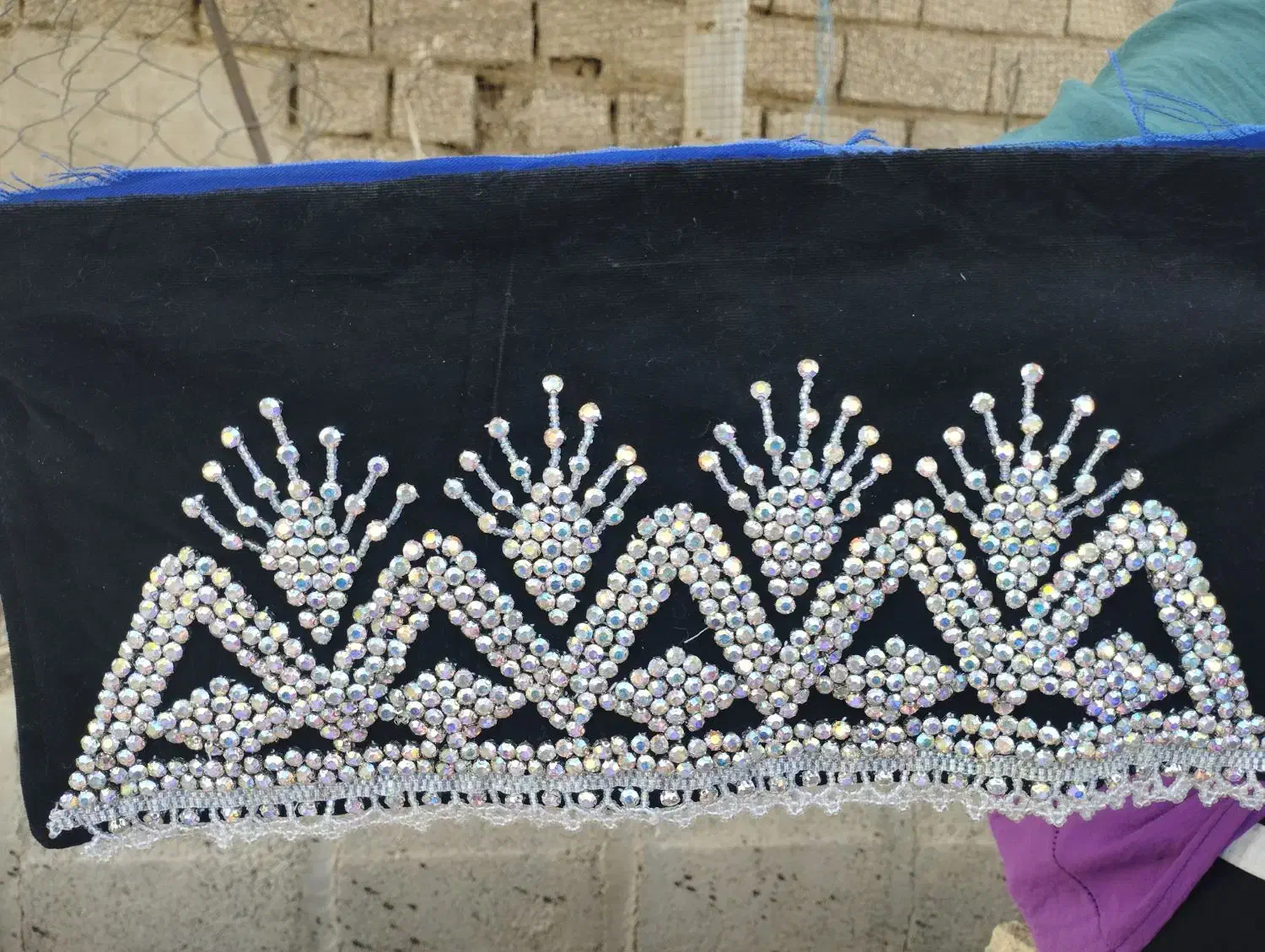 تعداد هشت لچک با بهترین کیفیت|لباس|شوشتر, |دیوار