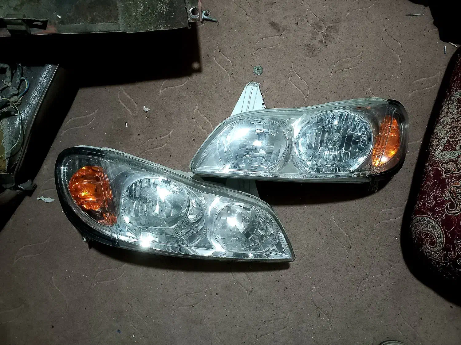 چراغ جلو ماکسیما ژاپنی اصلی نیسان|قطعات یدکی و لوازم جانبی|کرمانشاه, |دیوار