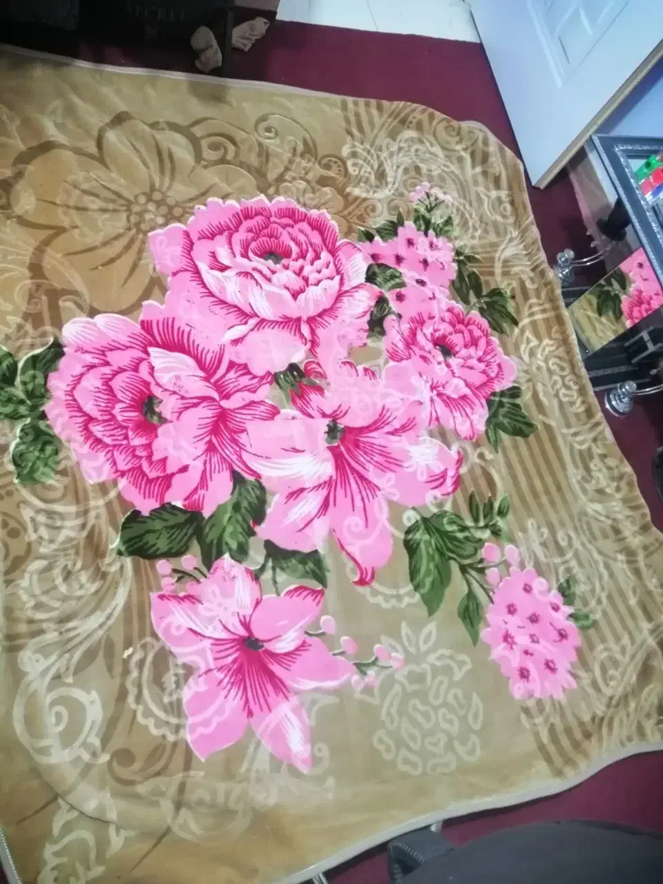 حراج پتو گل برجسته|رختخواب، بالش، پتو|شیراز, شهرک رضوان|دیوار