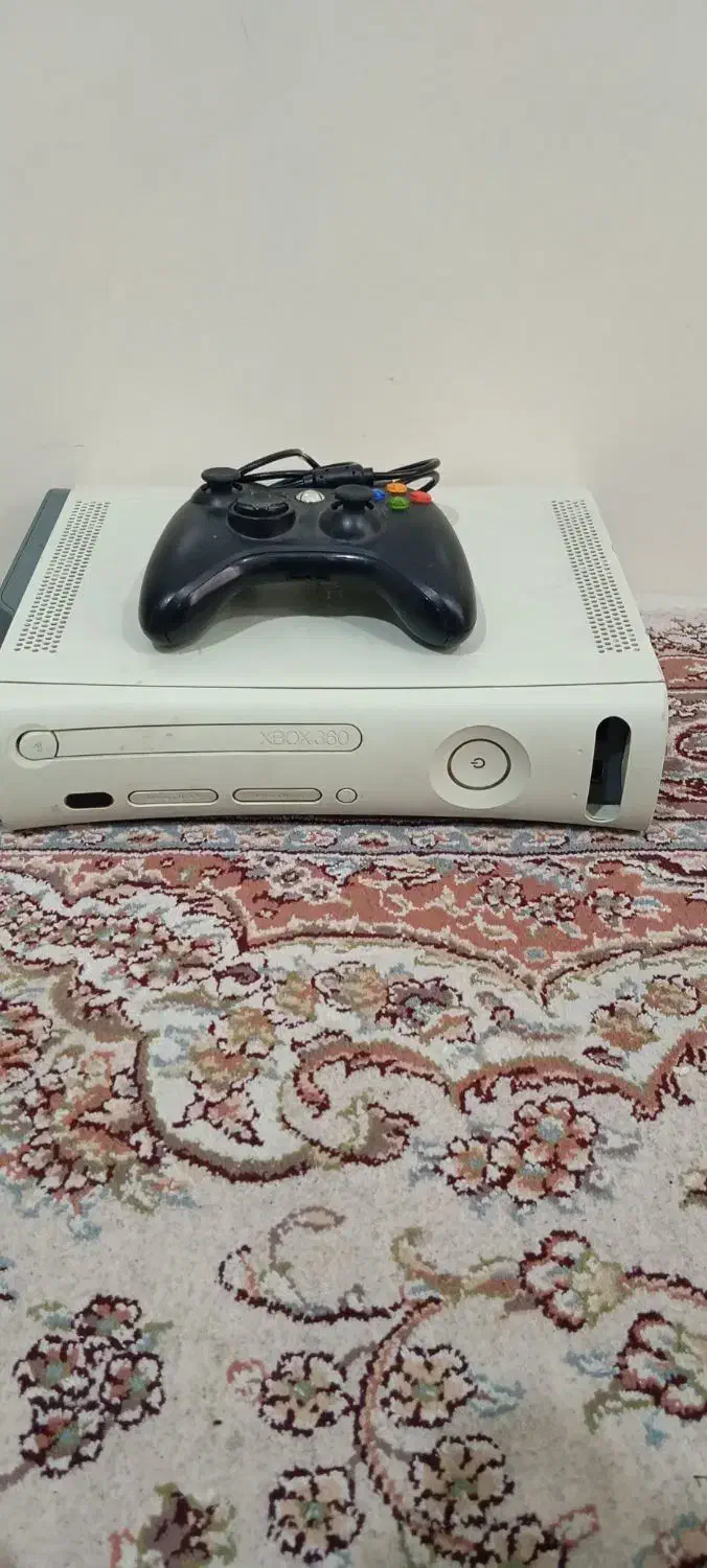 ایکس باکس 360 در حد نو|کنسول، بازی ویدئویی و آنلاین|جوانرود, |دیوار