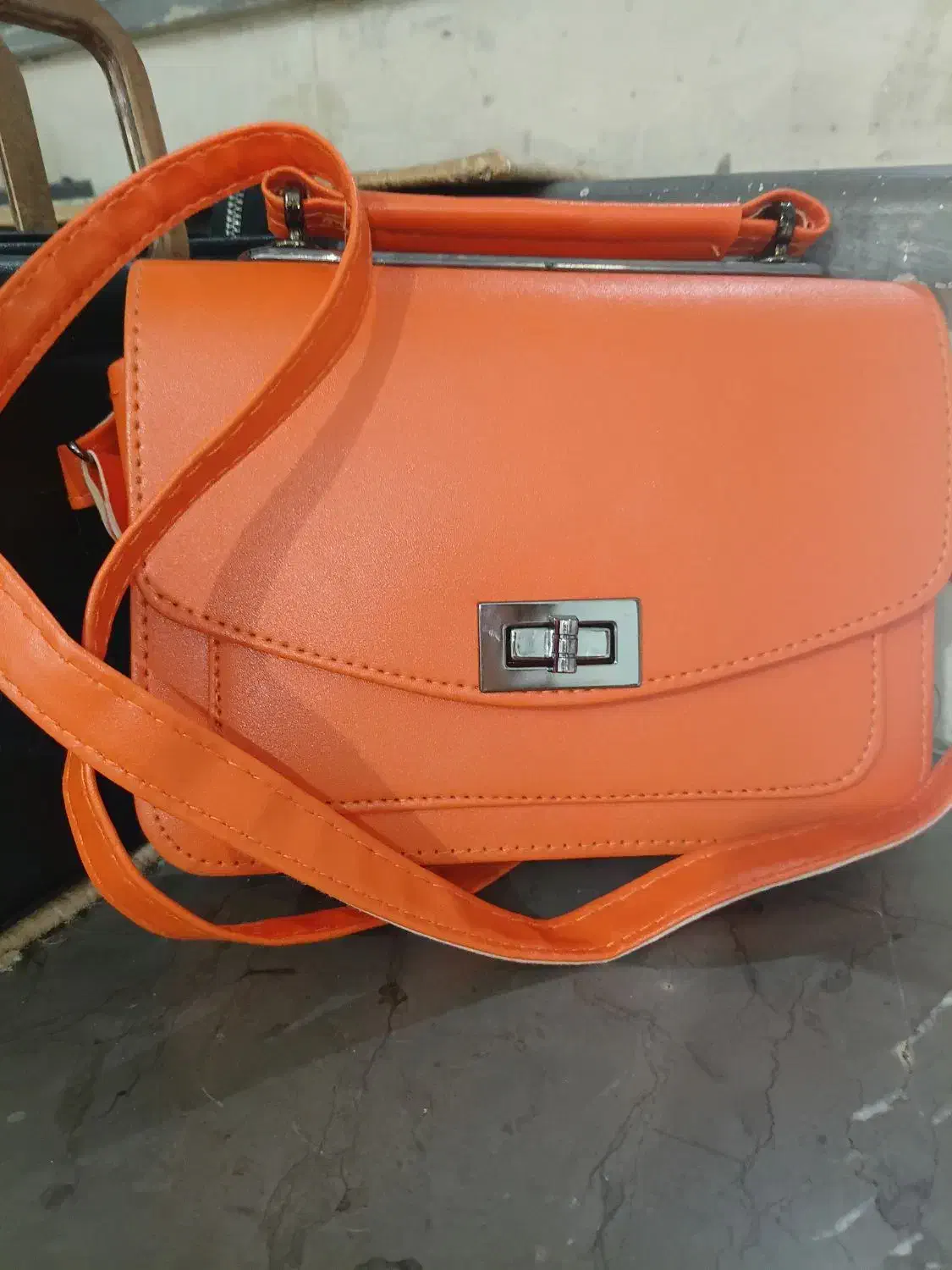 کیف نو|کیف، کفش، کمربند|زنجان, |دیوار