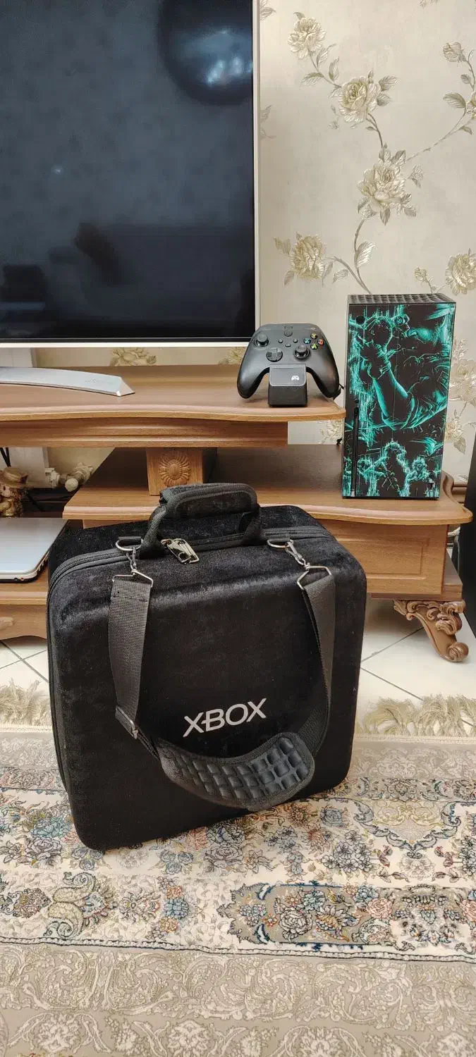 xbox series x (دو دسته، کیف، استند شارژی)|کنسول، بازی ویدئویی و آنلاین|کرج, شاهین‌ویلا|دیوار