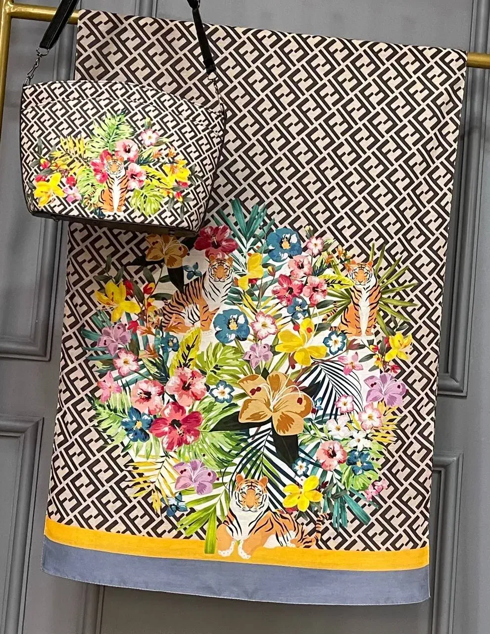 فروش خیلی ویژه ست شال وکیف|لباس|قائمشهر, |دیوار