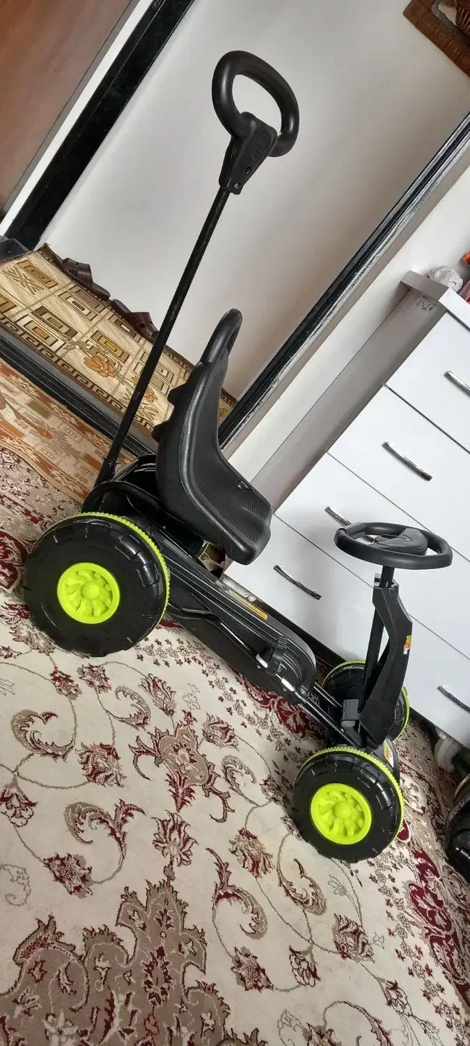 دوچرخه|دوچرخه، اسکیت، اسکوتر|نور, |دیوار