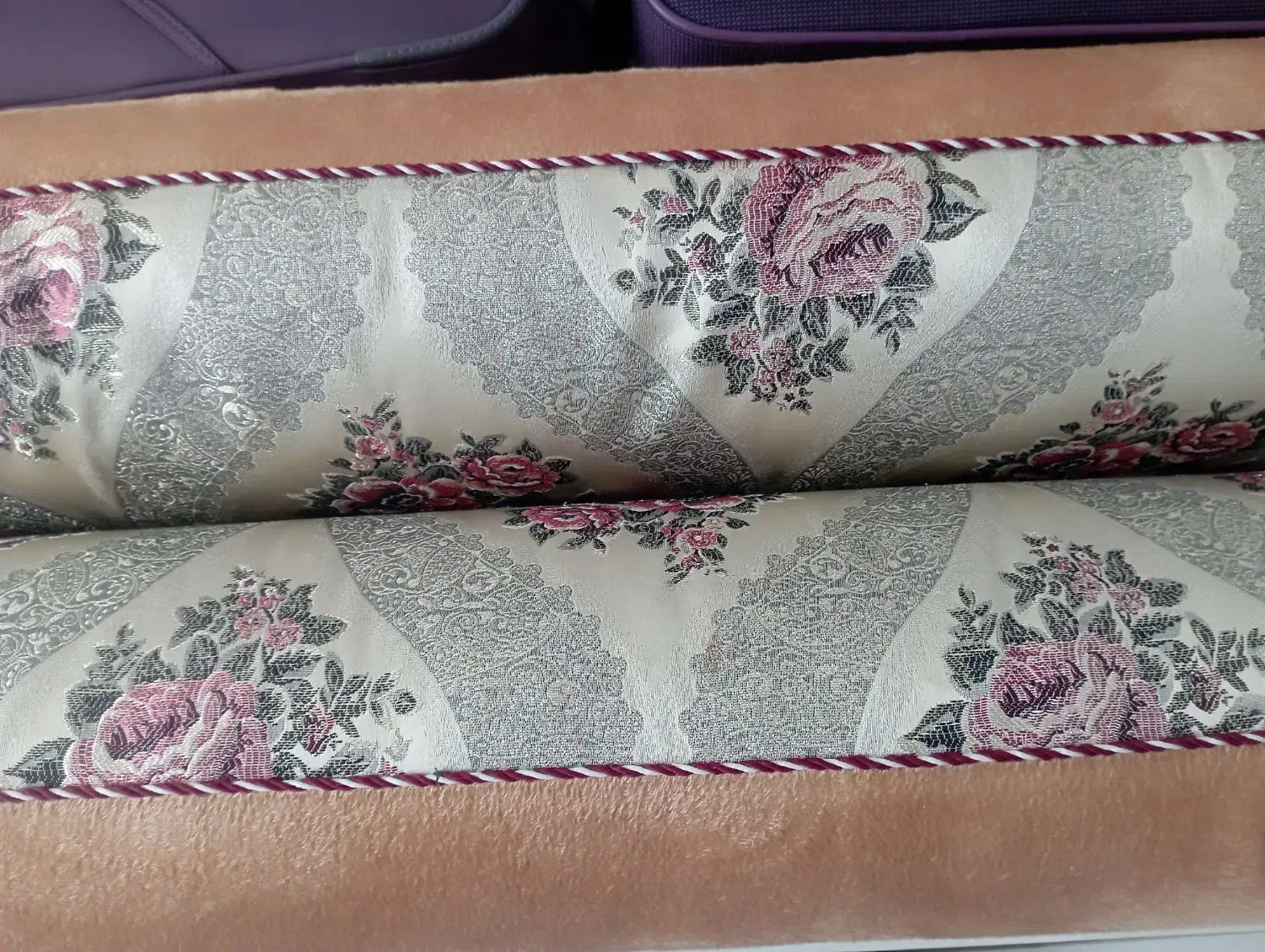 دوعددپوشتی نو|پشتی|خوی, |دیوار