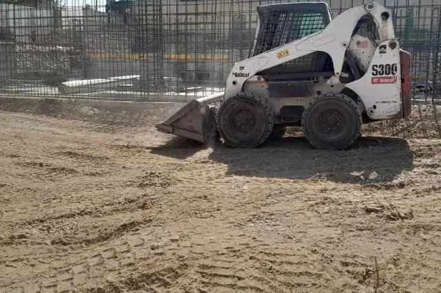 خاکبرداری و اجاره مینی لودر و خاور و 911|خدمات حمل و نقل|مشهد, کلاهدوز|دیوار