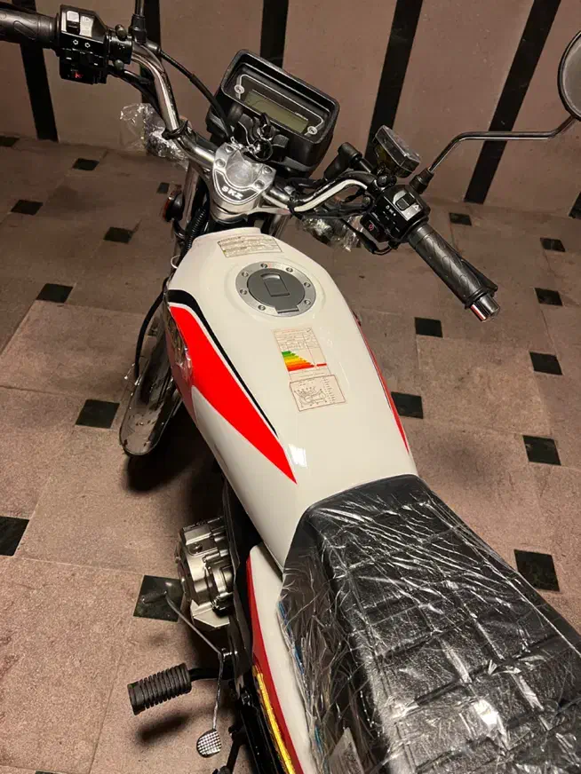 سنین۲۰۰skz|موتورسیکلت|تبریز, |دیوار