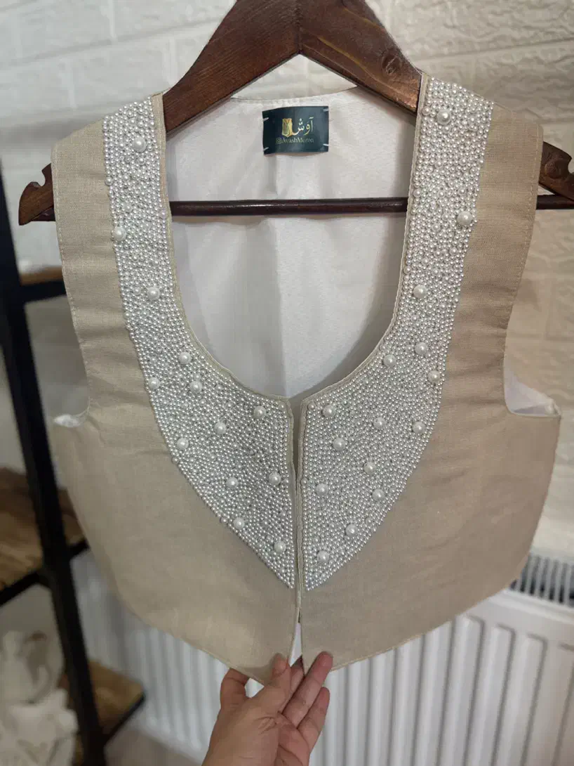 جلیقه/ وست های تماما کار دست با دوخت محکم و مخفی|لباس|خمین, |دیوار