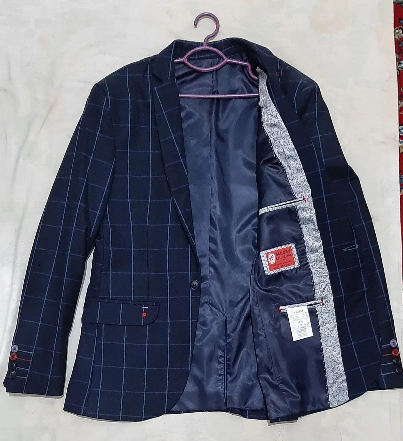 کت تک چهارخونه|لباس|لاهیجان, کاروانسرابر|دیوار