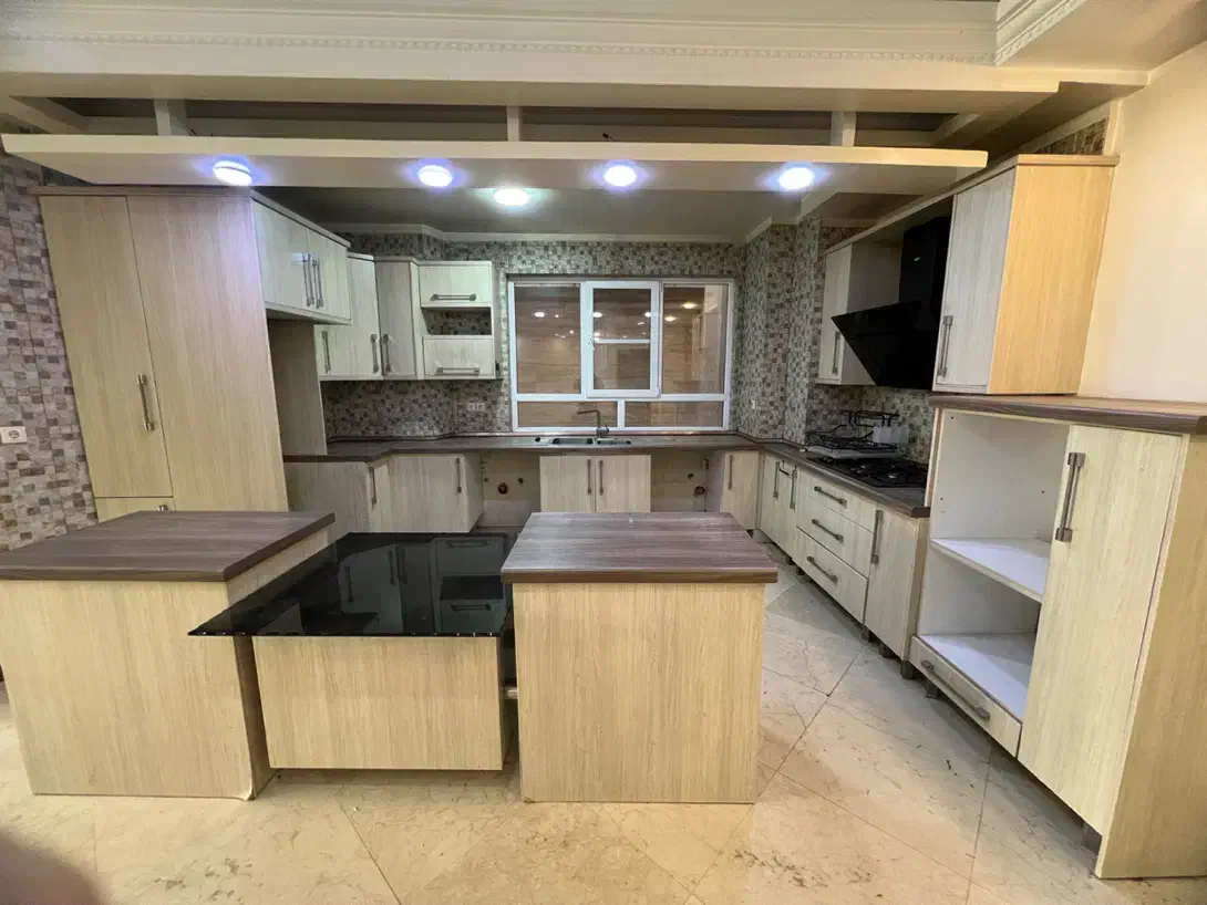 ۱۴۰متر فول مشاعات شیخ بهایی شمالی/شیرازشمالی/ونک