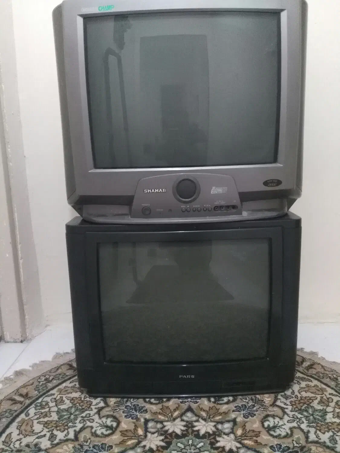 تلویزیون 21اینچ به شرط ضمانت با کنترل فابریک|تلویزیون و پروژکتور|پرند, فاز ۶|دیوار