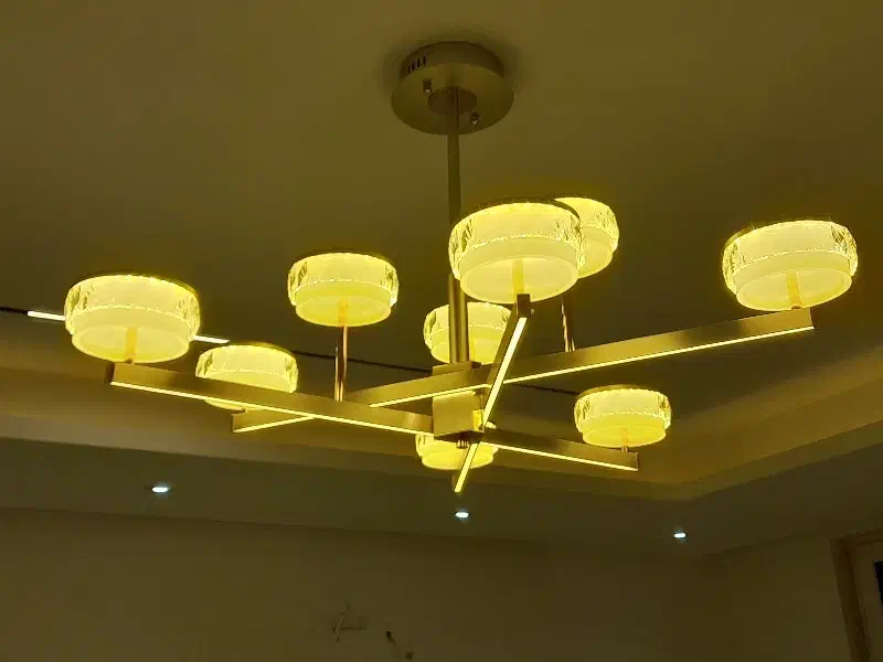 نصب نصاب تخصصی لوستر. دوربین نصب تلویزیون|خدمات پیشه و مهارت|اراک, |دیوار