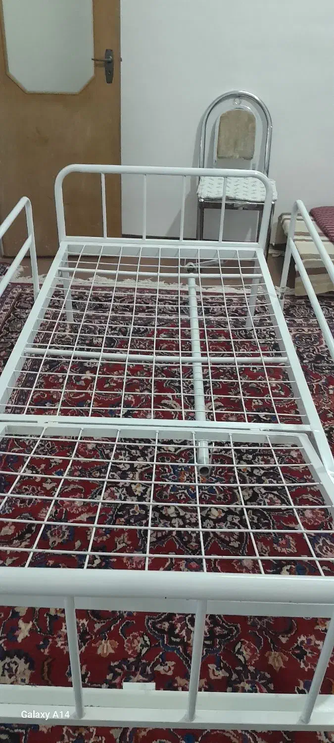 تخت بیمارستانی همراه تشک بیمارستانی|تشک تختخواب|مشهد, زمانه|دیوار