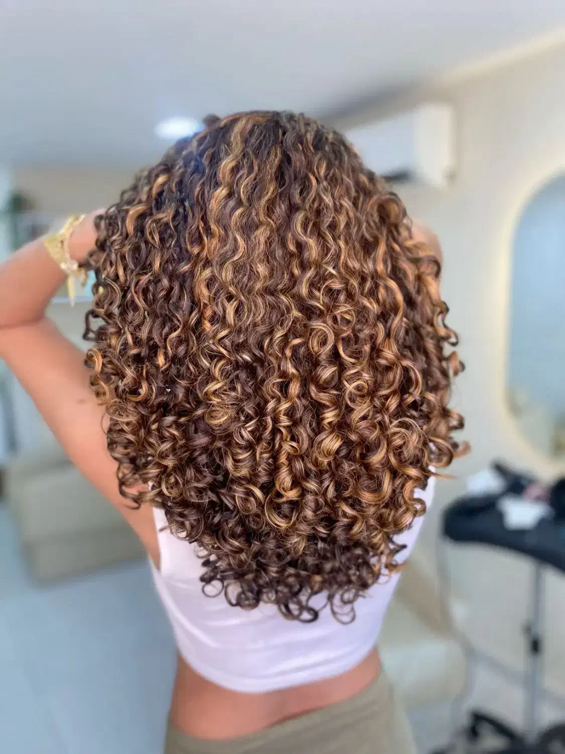 ارائه دهنده خدمات تخصصی مو.فردائمی.موخوره گیری|خدمات آرایشگری و زیبایی|مهاباد (آذربایجان غربی), |دیوار