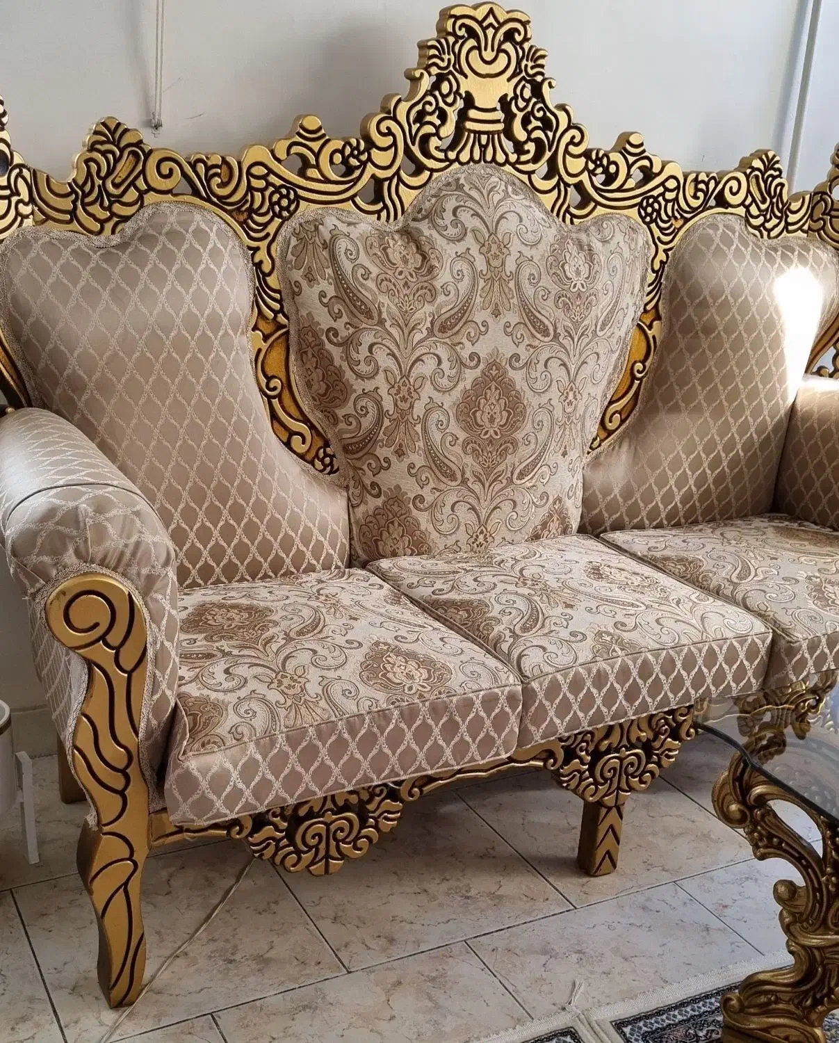 مبل سلطنتی|مبلمان خانگی و میز عسلی|همدان, |دیوار