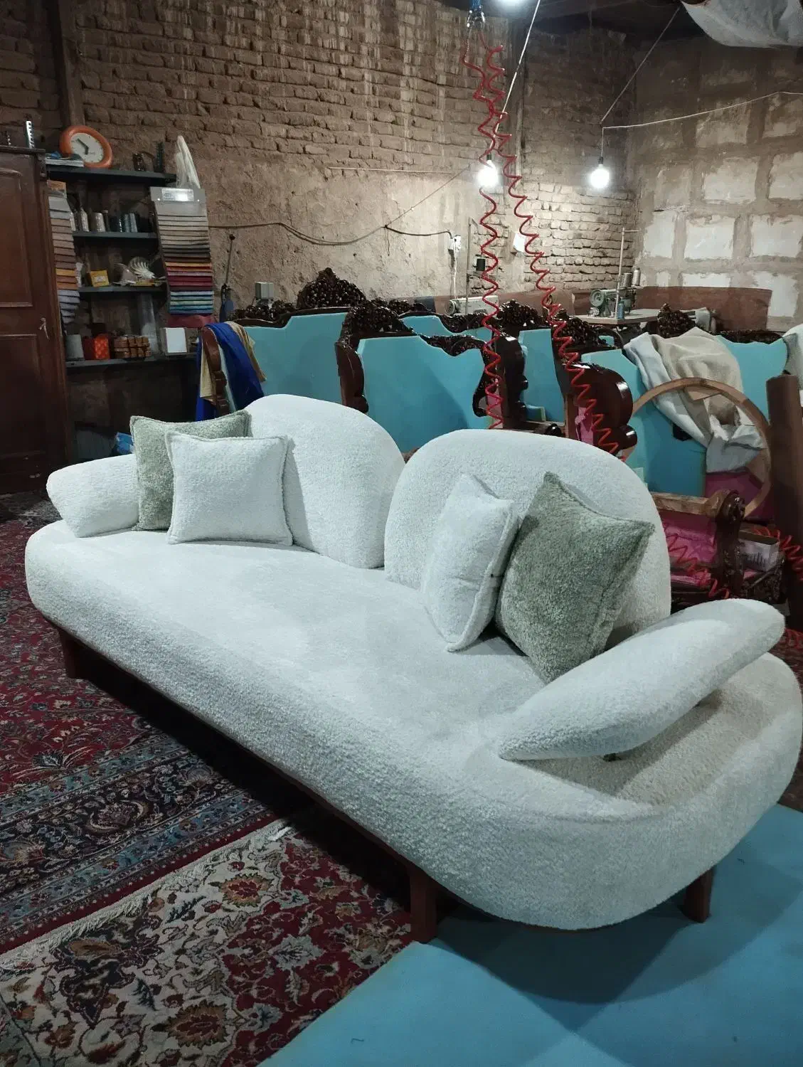 نجار و رنگ کار ماهر مبل راحتی|استخدام صنعتی، فنی، مهندسی|چهاردانگه (تهران), |دیوار