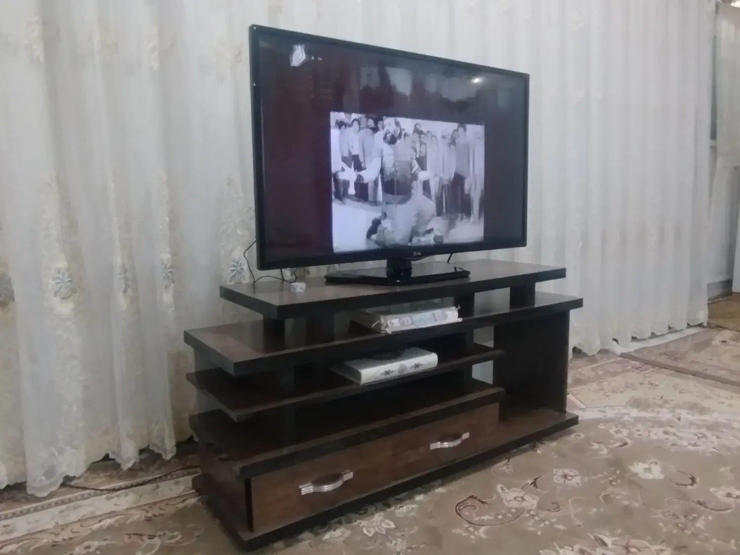 تلفزیون 42اینج ال جی|تلویزیون و پروژکتور|شباب, |دیوار