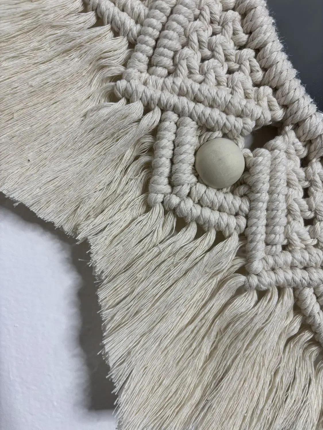 آینه مکرومه|آینه|مشهد, شهید آوینی|دیوار