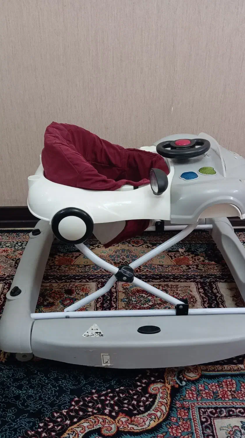 کریر و روروئک درحد نو|کالسکه و لوازم جانبی|تایباد, |دیوار