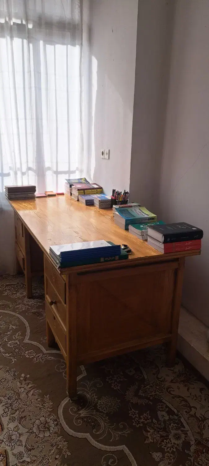میز تحریر (در حد نو )|میز تحریر و کامپیوتر|کرمانشاه, |دیوار