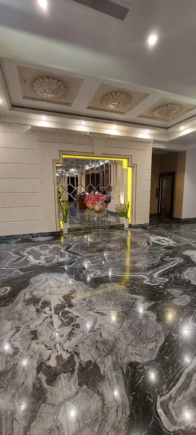 متراژ های مختلف/برج‌های مجلل/امکانات هتلینگ منطقه