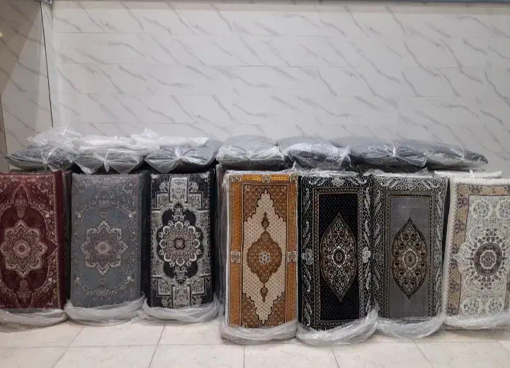 پشتی مدلهای مختلف ابریشمی پرزدار و بدون پرز|پشتی|شاهرود, |دیوار