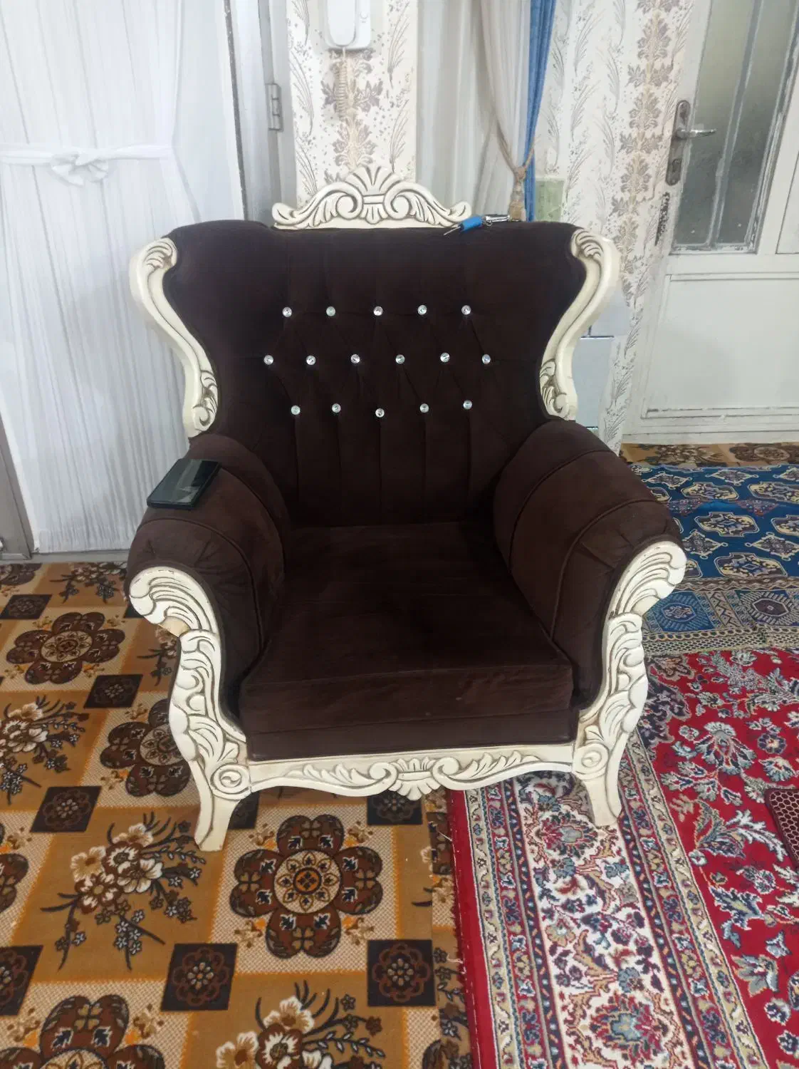 مبل هفت نفره راحتی|مبلمان خانگی و میز عسلی|دلند, |دیوار