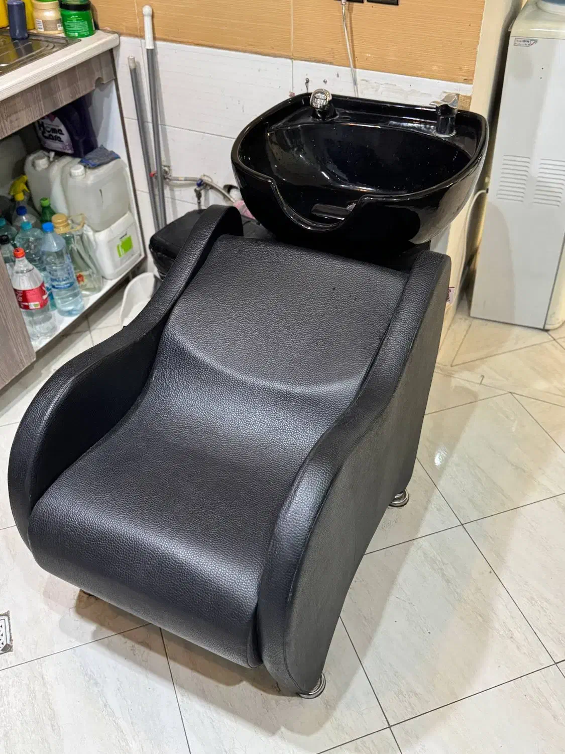 صندلی آرایشی|آرایشگاه و سالنهای زیبایی|گرمدره, |دیوار