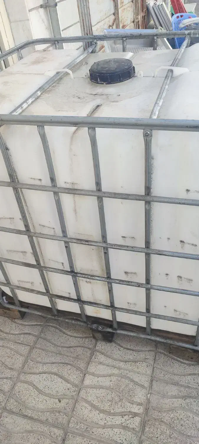 تانکر آب با محافظ فلزی و شیر|مصالح و تجهیزات ساختمان|زنجان, |دیوار