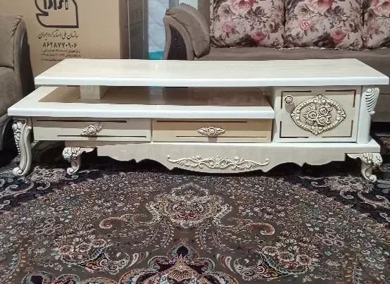 میزتلویزیون در حد نو بفروش میرسد|میز تلویزیون|قم, ولیعصر|دیوار