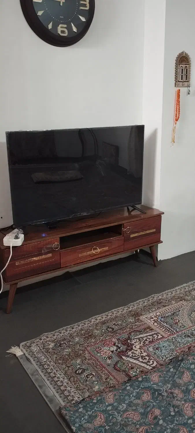 تلویزیون ۵۰ اینچ ال ای دی در حد جهاز|تلویزیون و پروژکتور|تربت جام, میان جام|دیوار