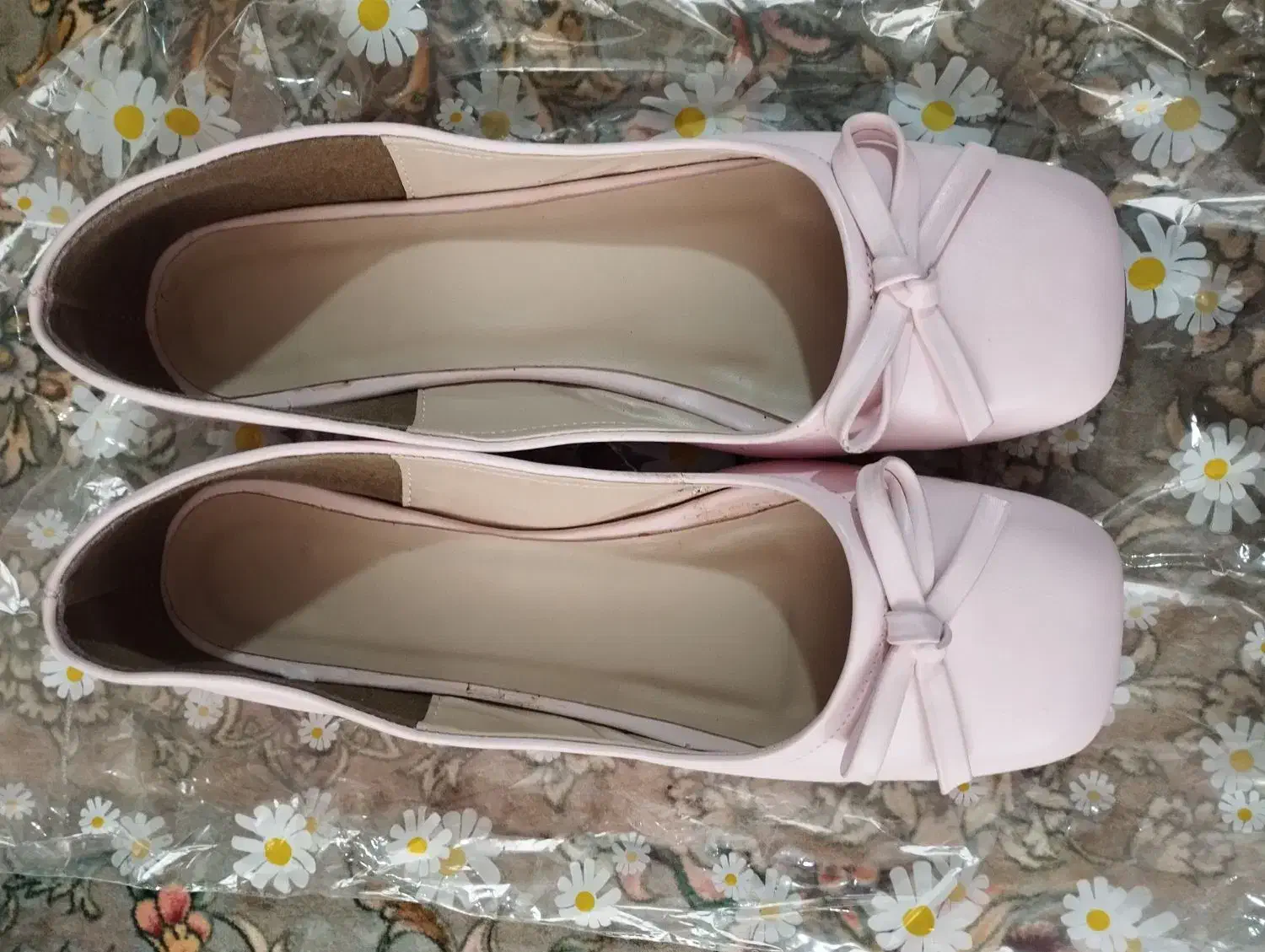 کفش بابت|کیف، کفش، کمربند|سهند, |دیوار