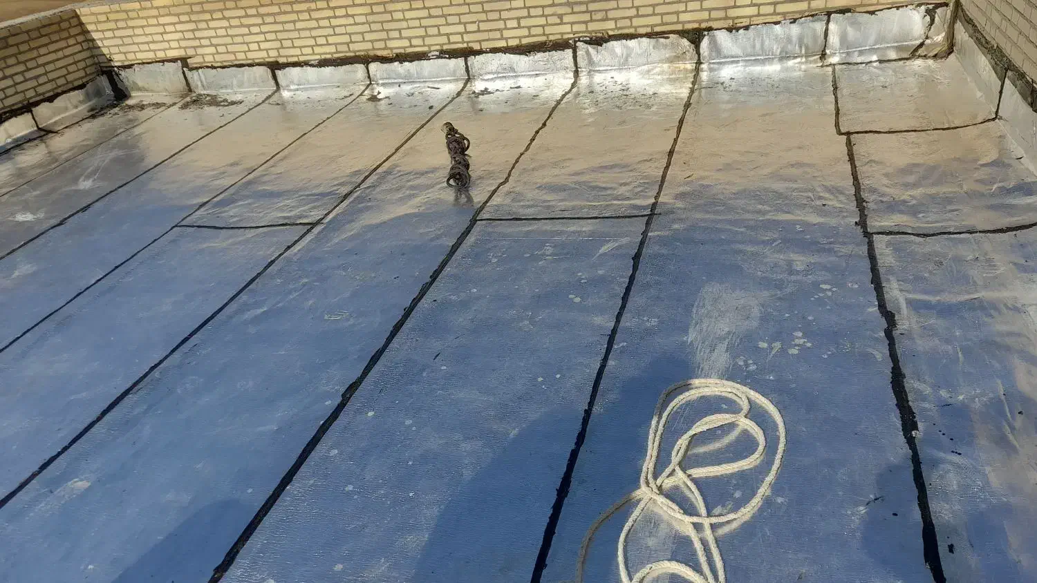 ایزوگام وآسفالت قیر کونی|خدمات پیشه و مهارت|آبش احمد, |دیوار