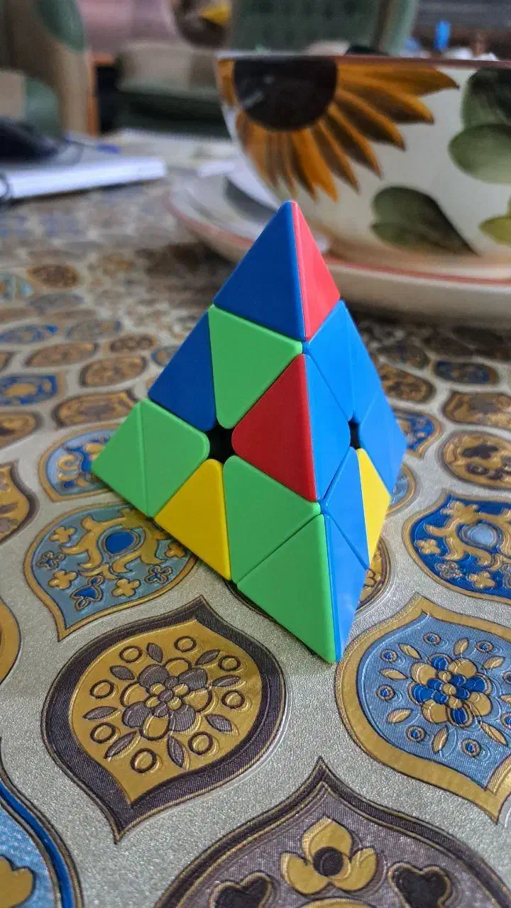 روبیک مثلثی|صنایع دستی و سایر لوازم تزئینی|قم, باجک سه|دیوار