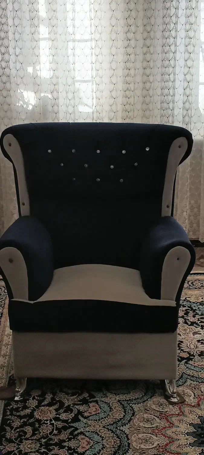 مبل راحتی و تمیز|مبلمان خانگی و میز عسلی|شاهین دژ, |دیوار