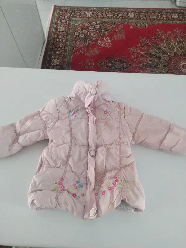 کاپشن دخترانه|کفش و لباس بچه|شیراز, رکن‌آباد|دیوار