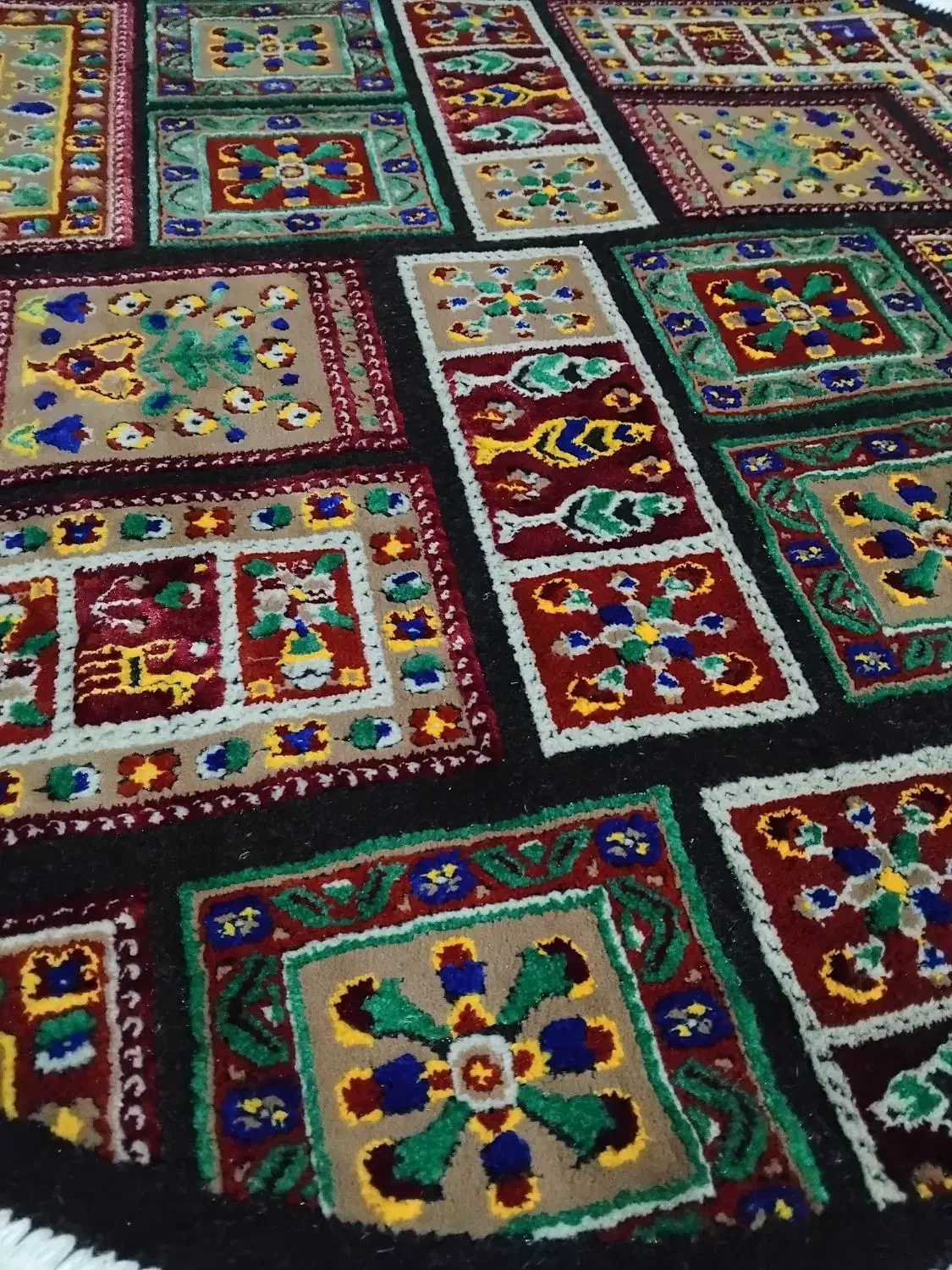 فرش گردنو|فرش|تالش, هشتپر|دیوار