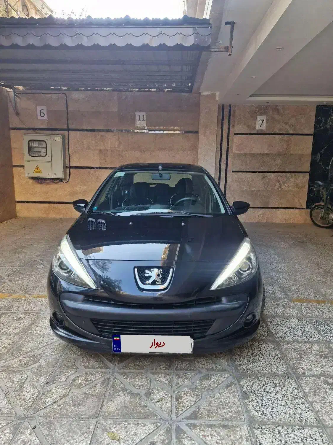 207 ، پژو۲۰۷i مدل۱۴۰۰|خودرو سواری و وانت|مشهد, کوی پلیس|دیوار