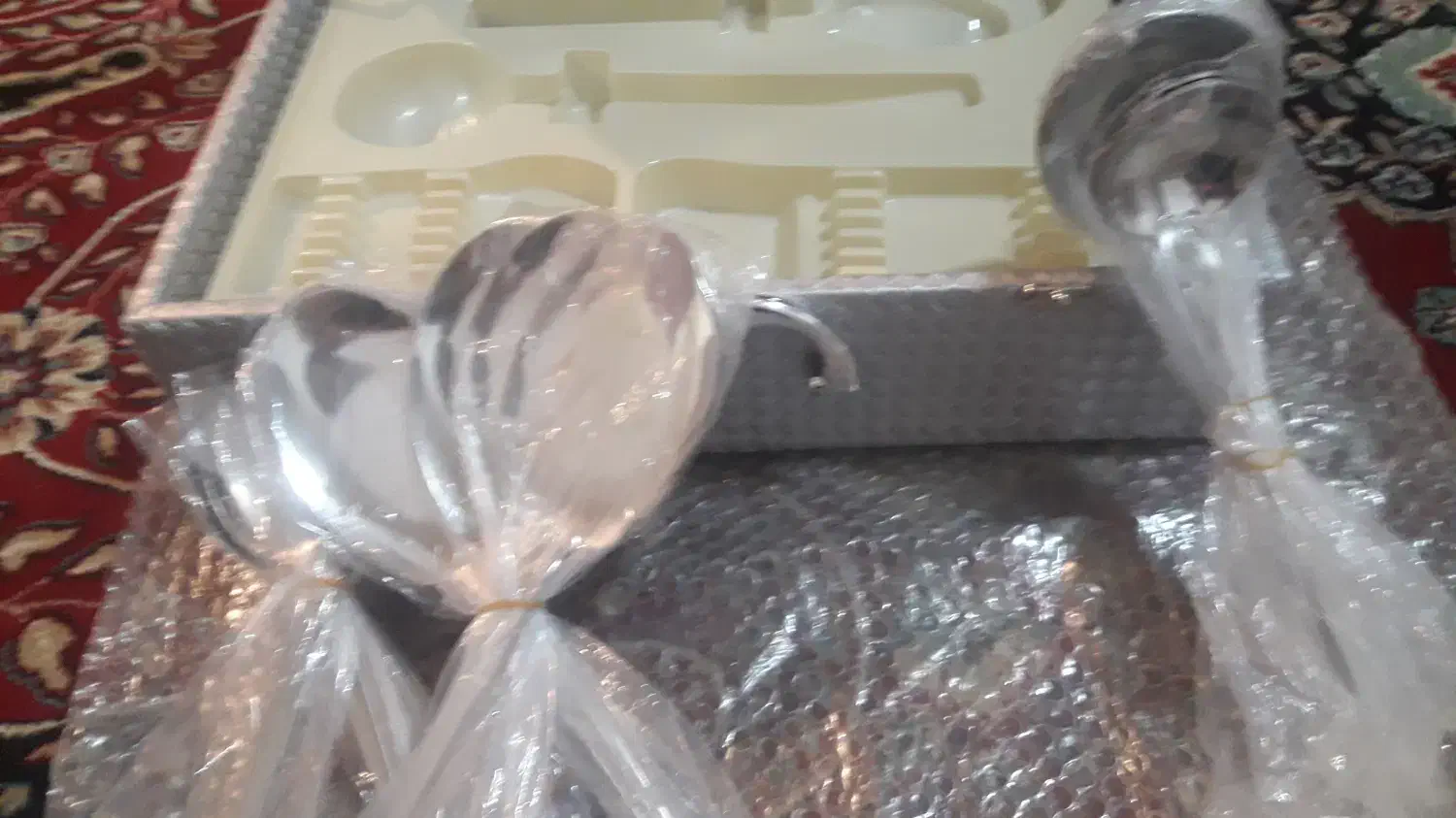 سرویس قاشق و چنگال|ظروف سرو و پذیرایی|شهرکرد, |دیوار