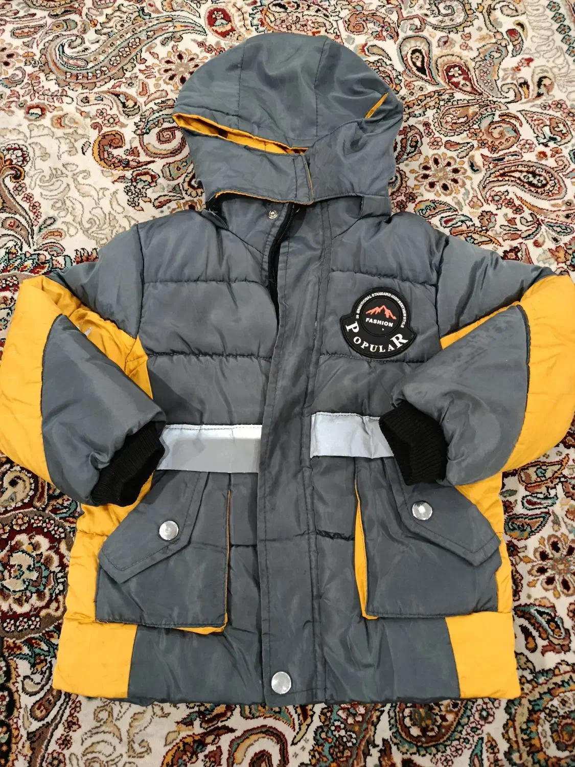 لباس بچگانه نووکاپشن کاملا سالم باهم 490 تومان|کفش و لباس بچه|اسلامشهر, شهرک قائمیه|دیوار