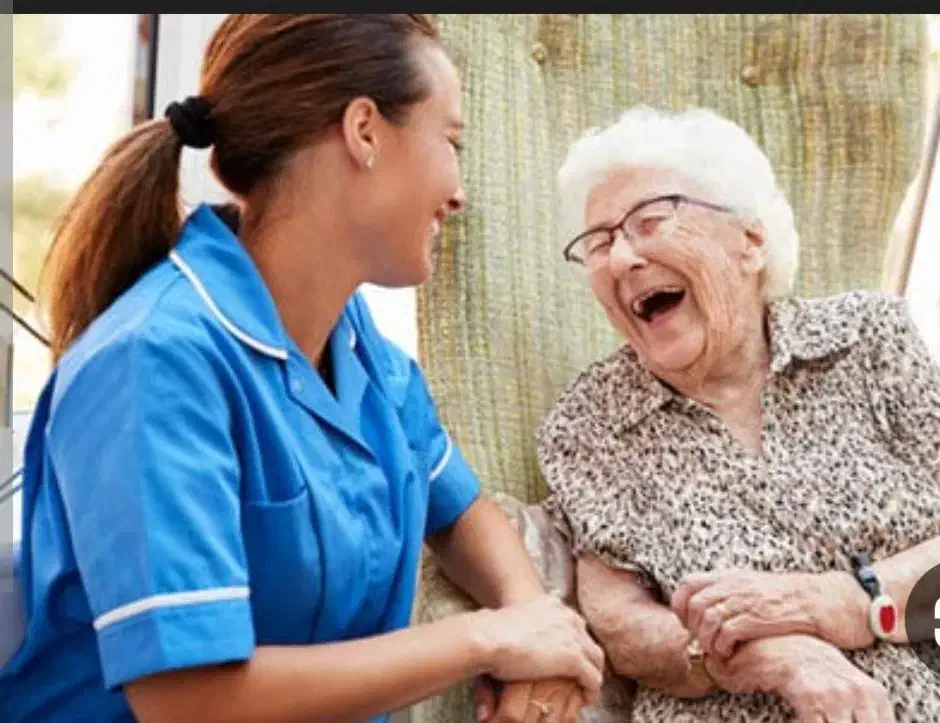 پرستاری ازسالمندخانم وامورات روزمره منزل|استخدام درمانی، زیبایی، بهداشتی|پیرانشهر, |دیوار