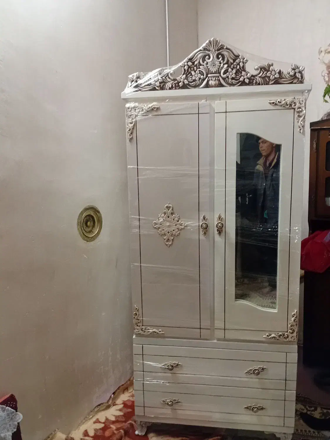 با سلام کمد لباس نو برای عروس استفاده نشده|جاکفشی، کمد، دراور|رشتخوار, |دیوار